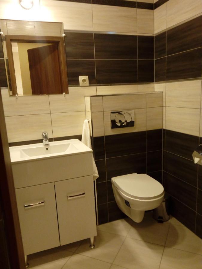 Buzavirag Apartmanhaz Balatonakali Exteriör bild
