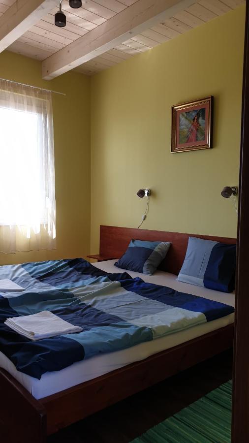 Buzavirag Apartmanhaz Balatonakali Exteriör bild